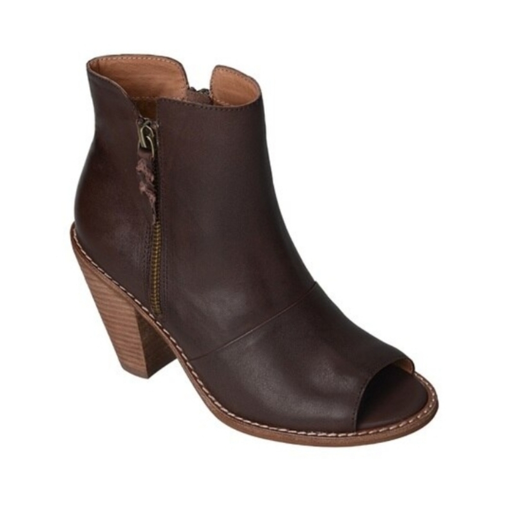 Chocola Peep Toe Bootie Brushed Leather NWT